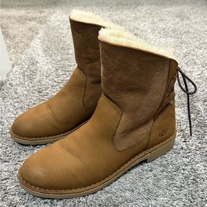 UGG Womens Boots